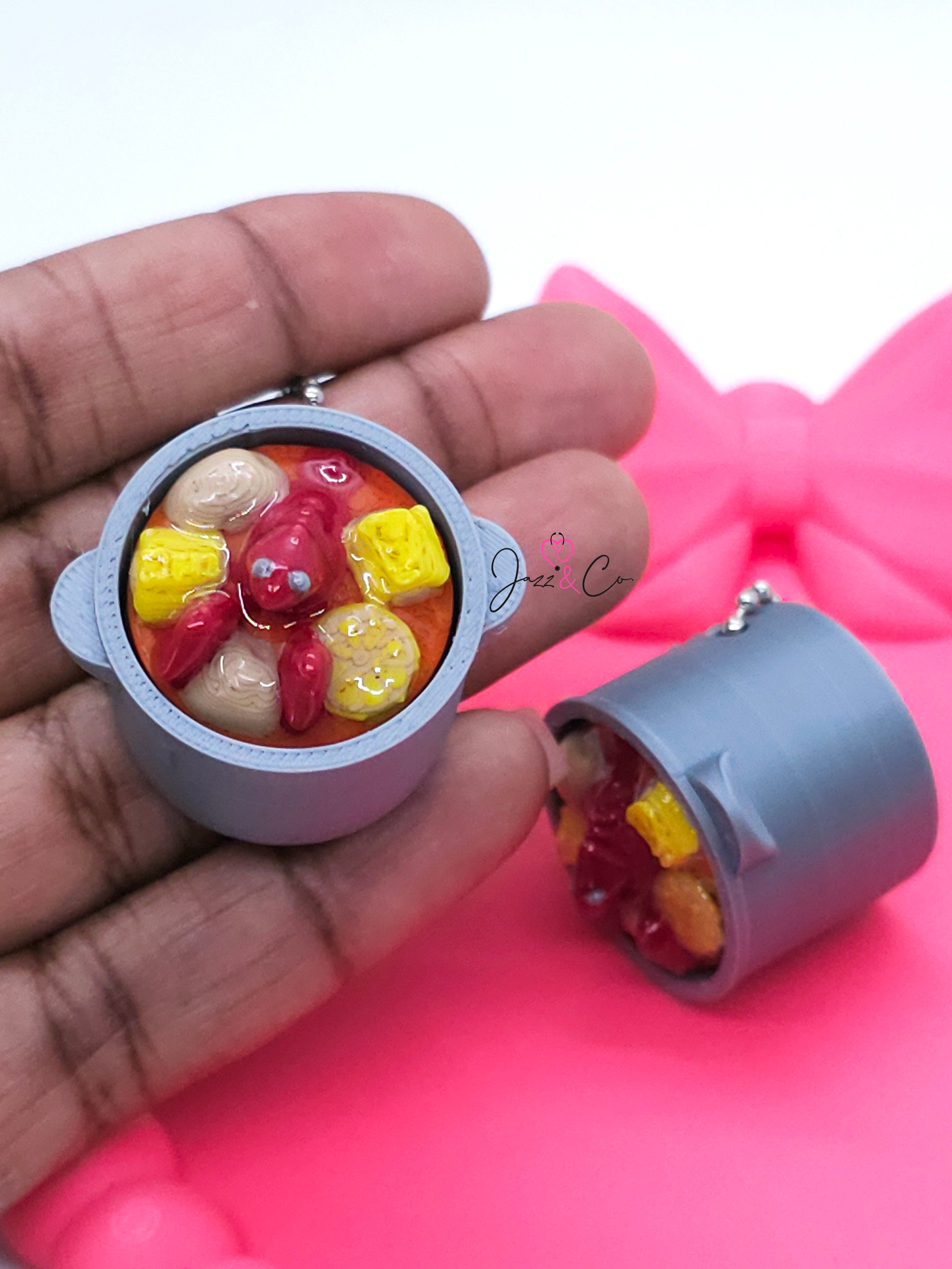 Mini Hot Pot Fidget Clicker Keychain