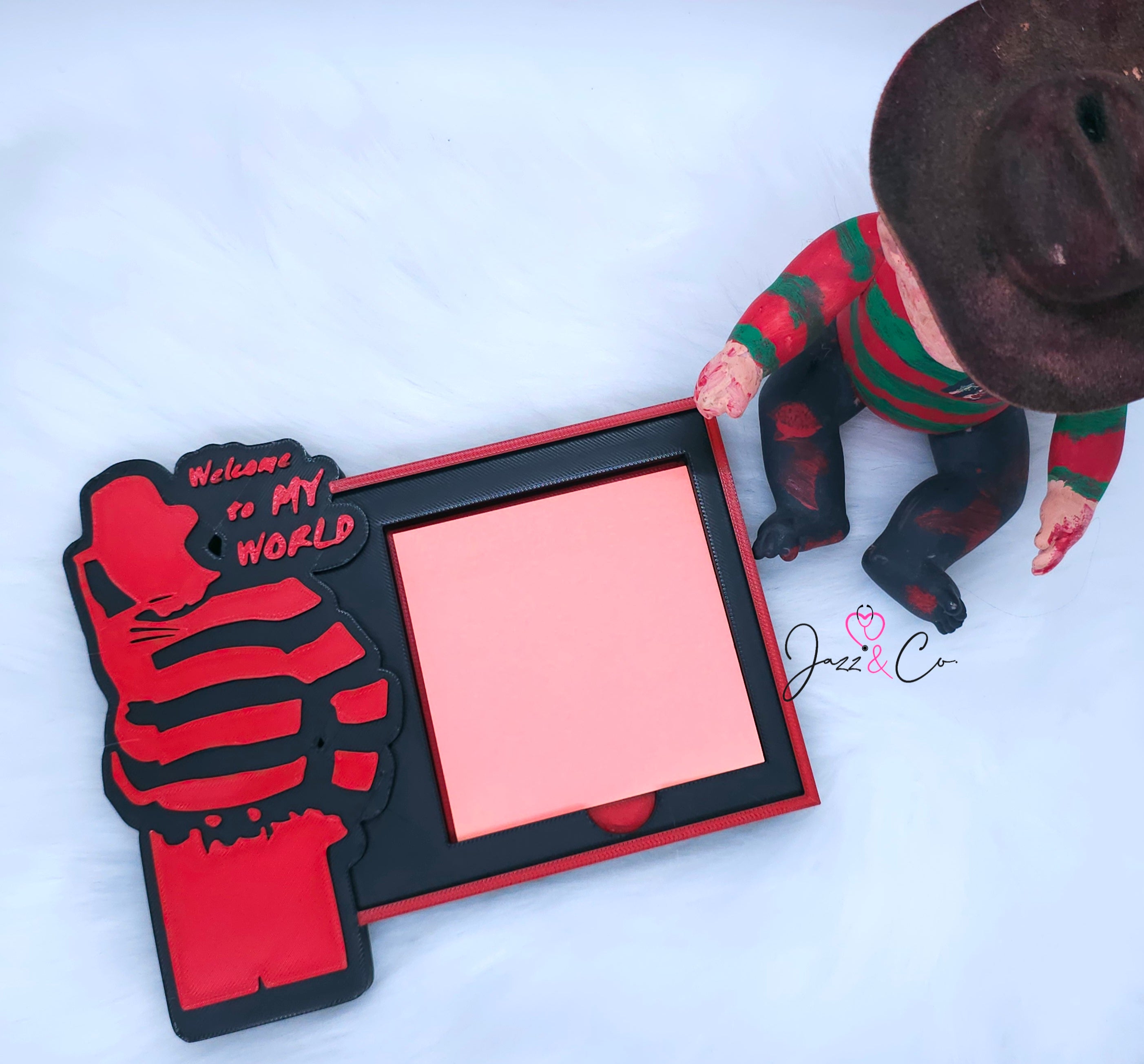 Freddy Sticky Note Holder