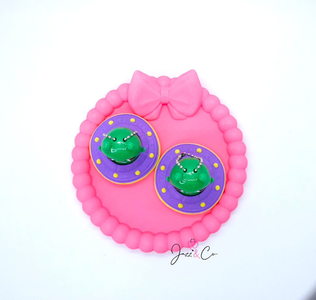 Alien 3D Printed Fidget Clicker Keychain