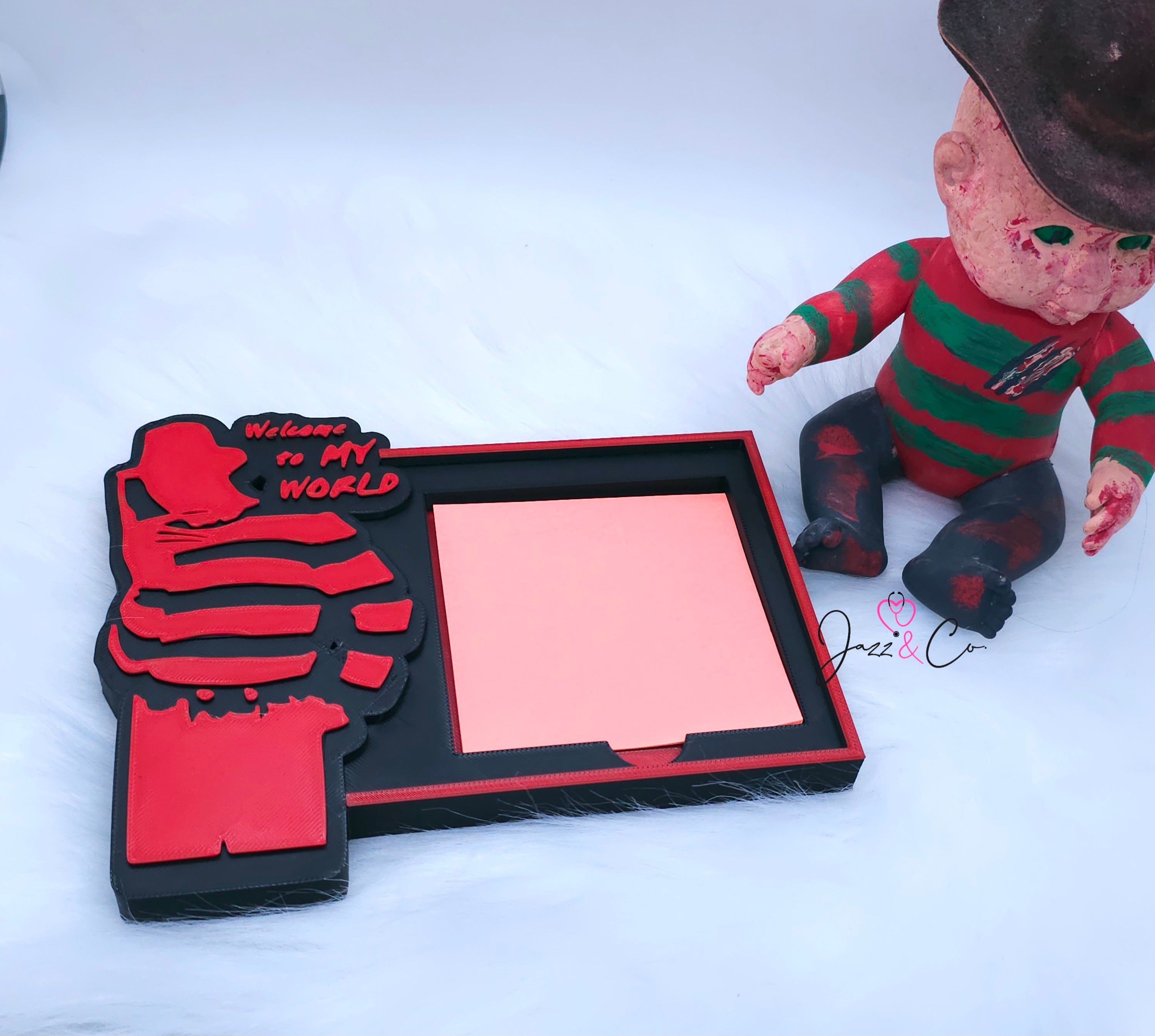 Freddy Sticky Note Holder