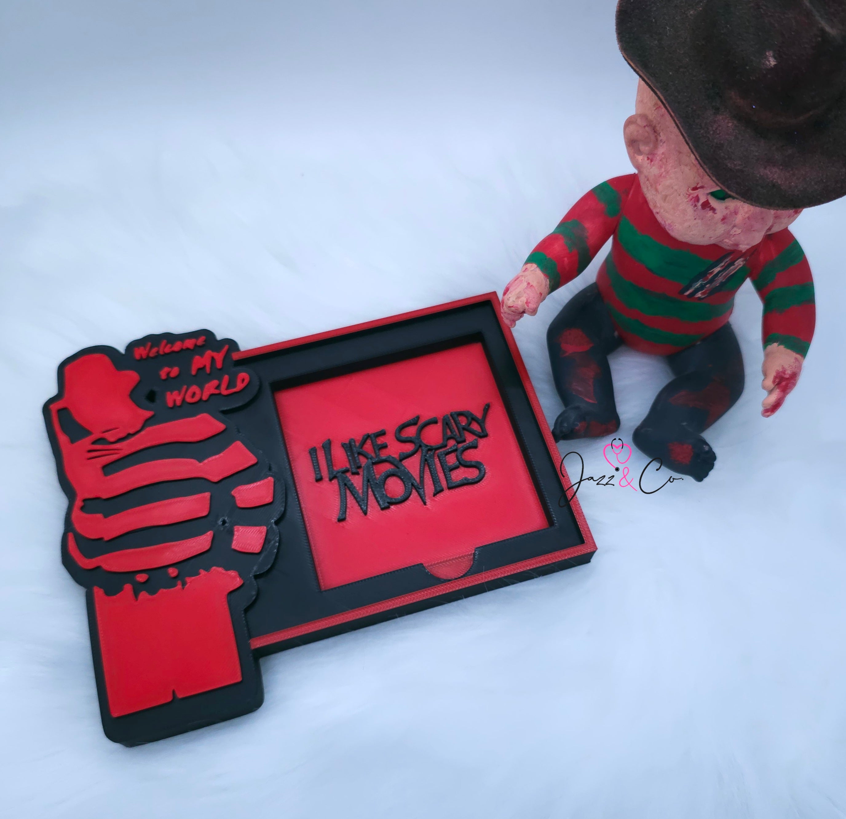 Freddy Sticky Note Holder